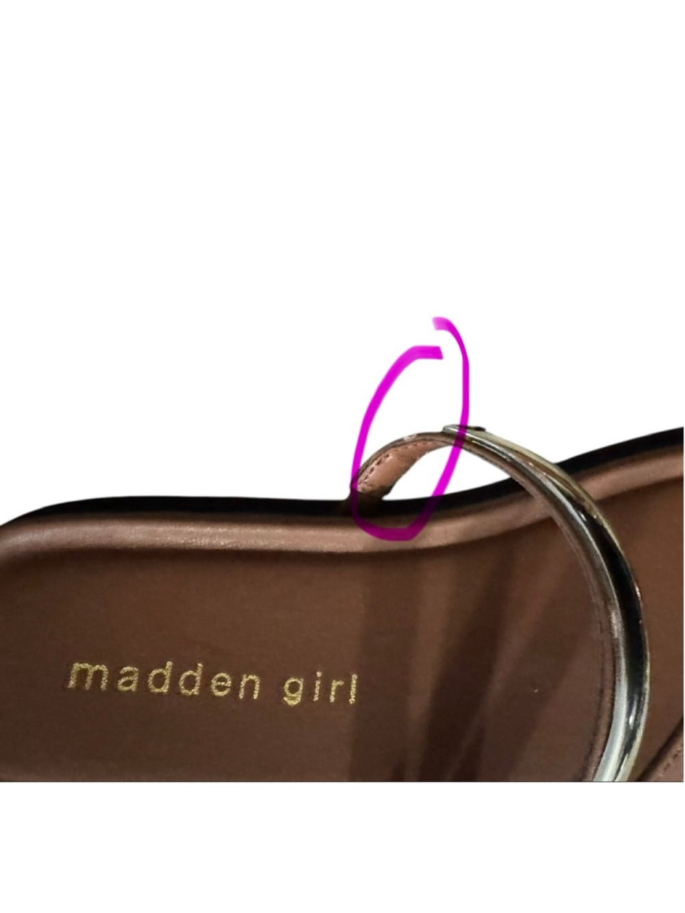 New Madden Girl Brown & Gold Flat Sandals Size 7, toe ring, straps - Picture 9 of 9